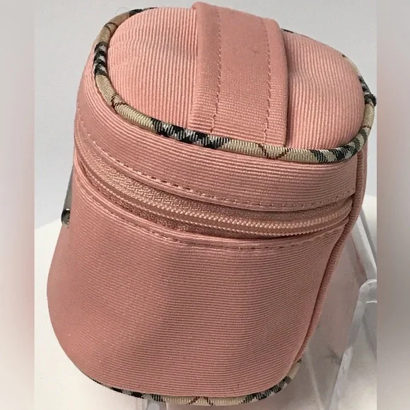 Burberry Mini Case/Pouch 😍👛